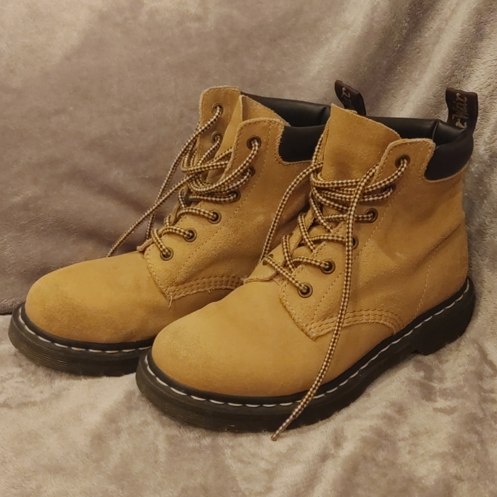 Dr. Martens 939 Suede Boots